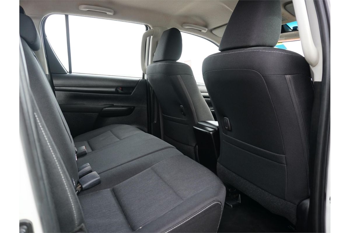 2020 Toyota Hilux SR GUN126R 4X4