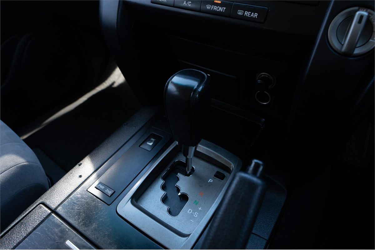 2007 Toyota Landcruiser GXL VDJ200R