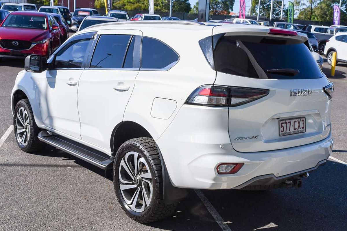 2021 Isuzu MU-X LS-T