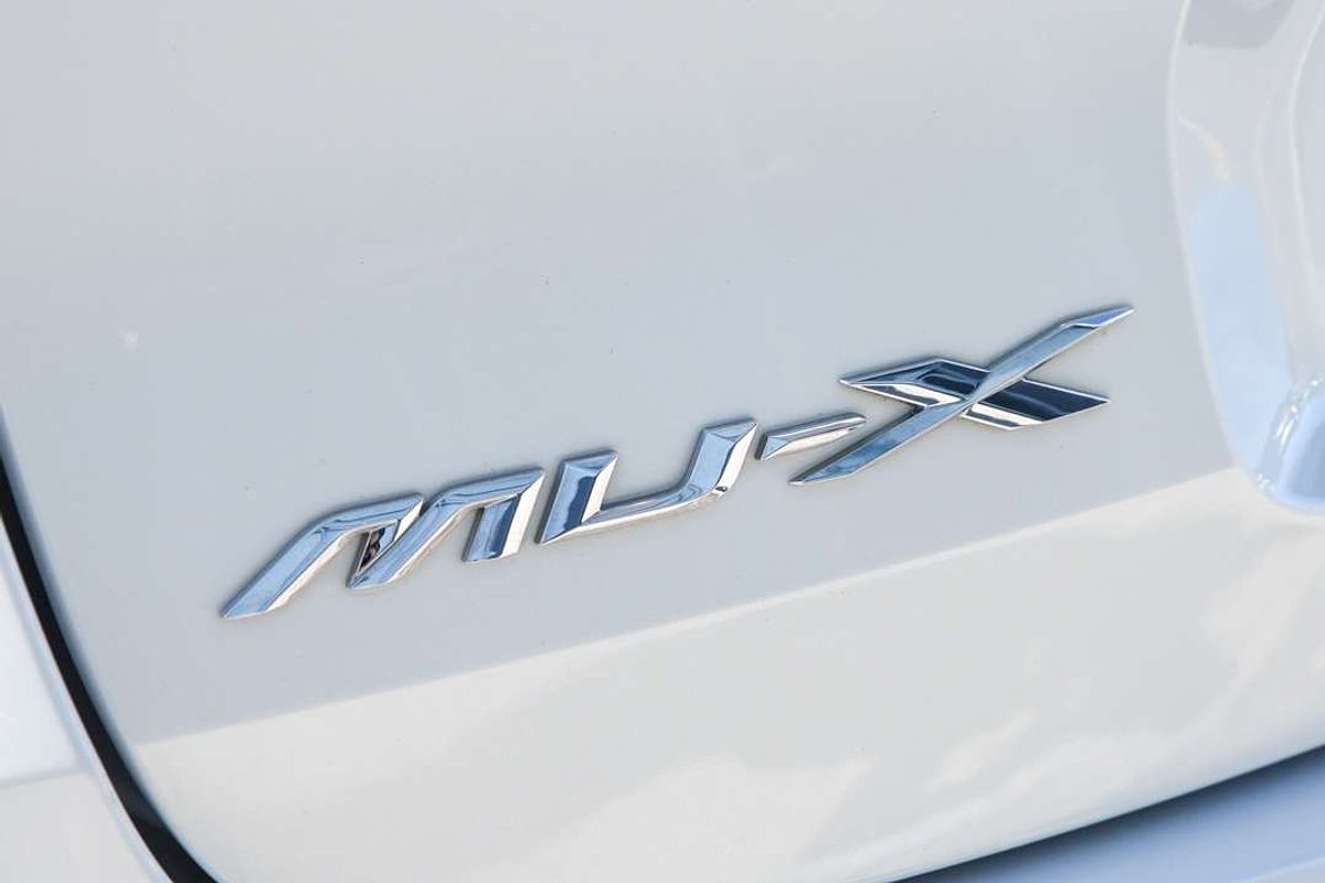 2021 Isuzu MU-X LS-T