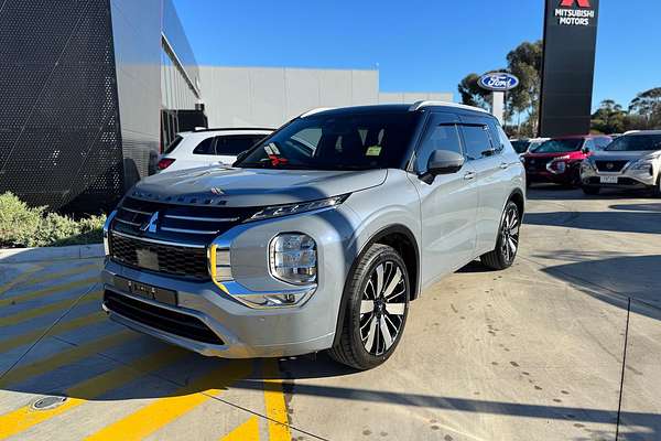 2025 Mitsubishi Outlander Exceed Tourer ZM