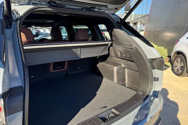 2025 Mitsubishi Outlander Exceed Tourer ZM