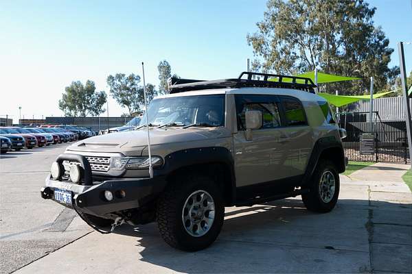 2013 Toyota FJ Cruiser GSJ15R