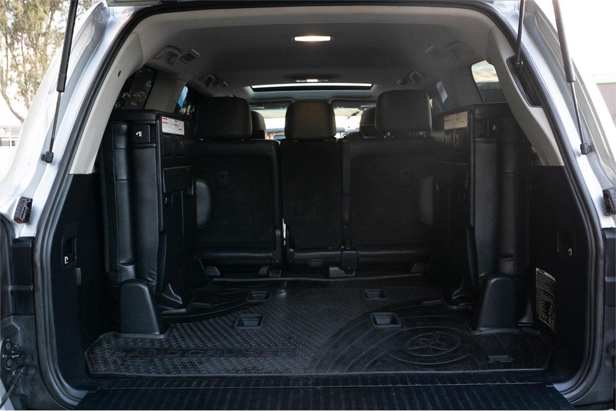 2018 Toyota Landcruiser Sahara VDJ200R