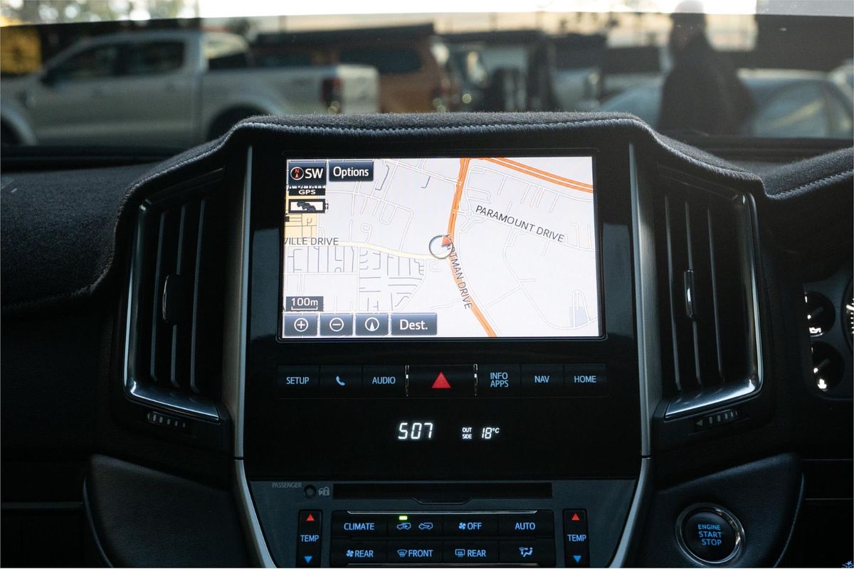 2018 Toyota Landcruiser Sahara VDJ200R
