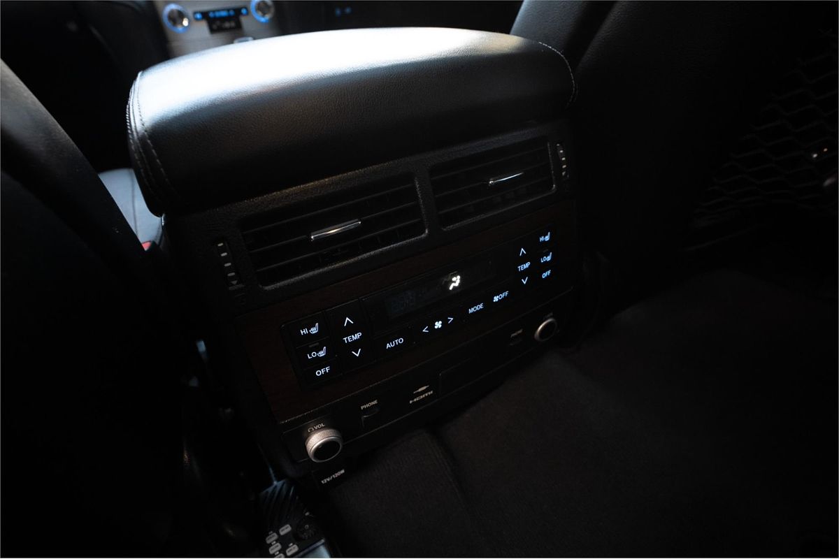 2018 Toyota Landcruiser Sahara VDJ200R