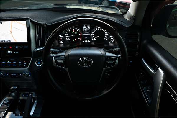 2018 Toyota Landcruiser Sahara VDJ200R