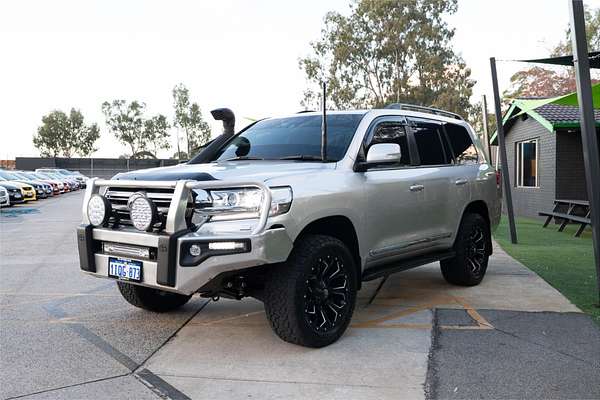 2018 Toyota Landcruiser Sahara VDJ200R