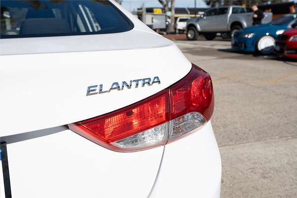 2013 Hyundai ELANTRA Active MD2