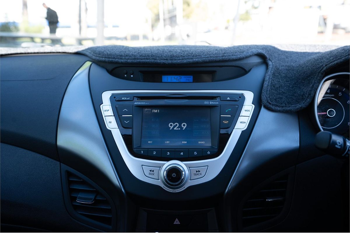 2013 Hyundai ELANTRA Active MD2