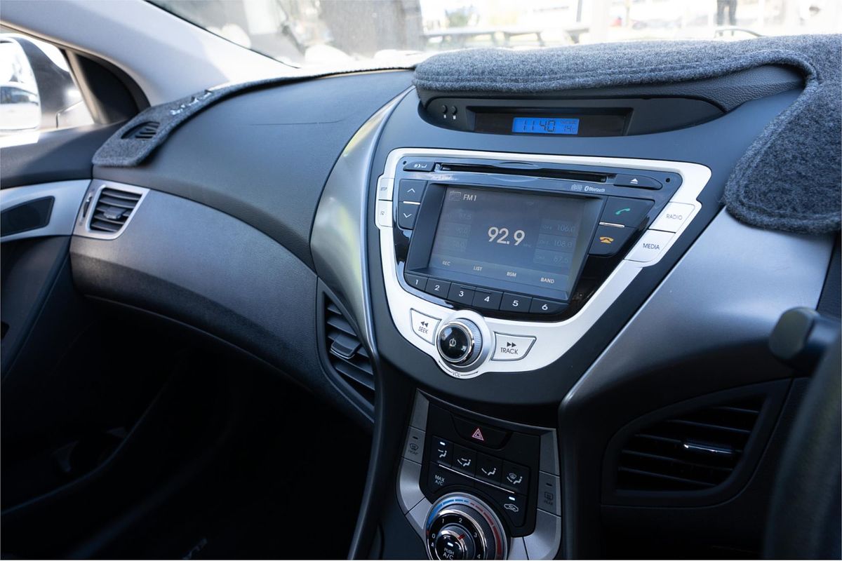 2013 Hyundai ELANTRA Active MD2