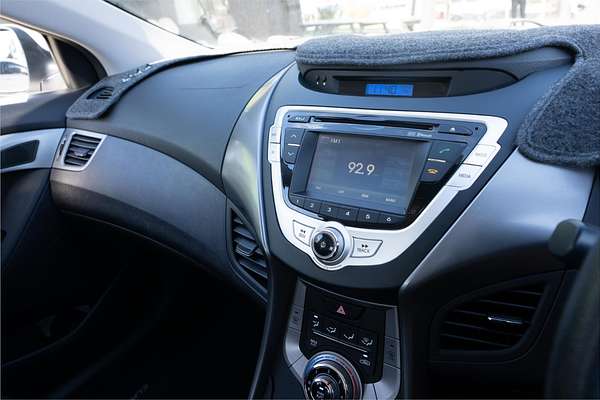 2013 Hyundai ELANTRA Active MD2