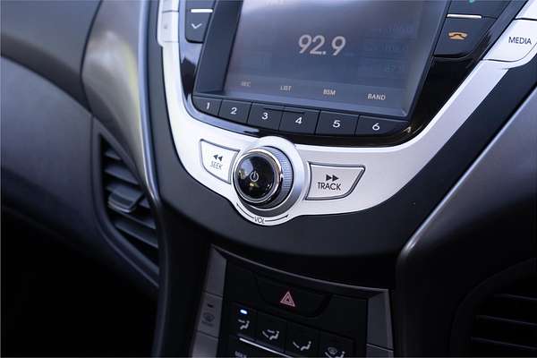 2013 Hyundai ELANTRA Active MD2