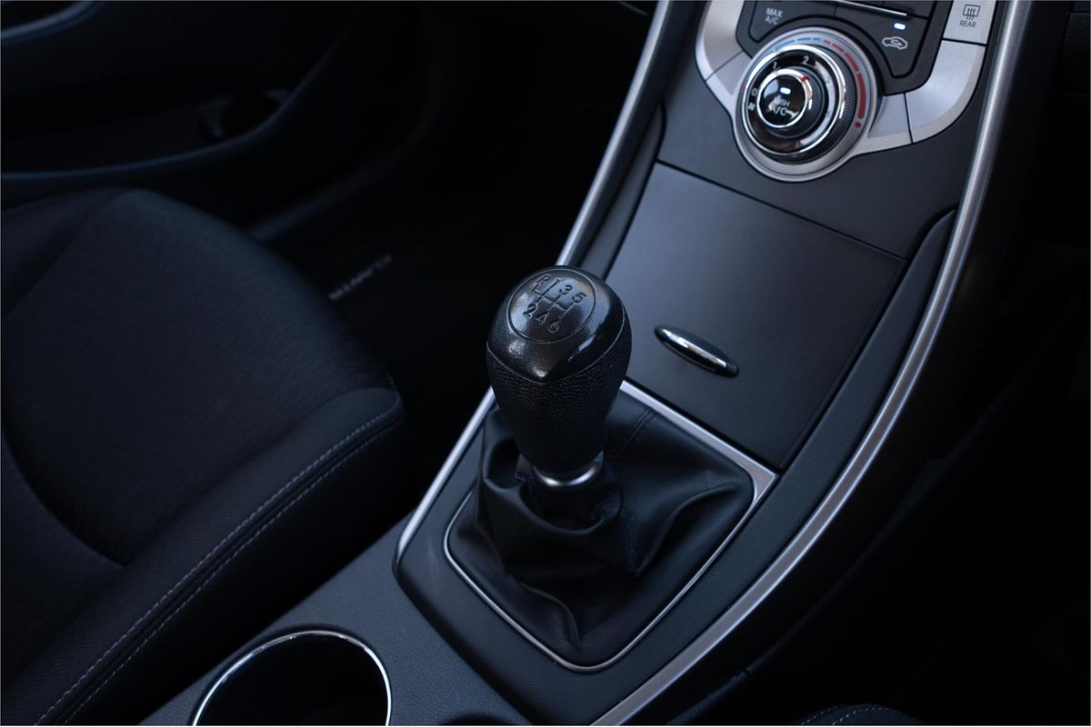 2013 Hyundai ELANTRA Active MD2