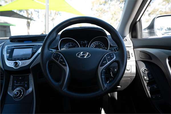 2013 Hyundai ELANTRA Active MD2