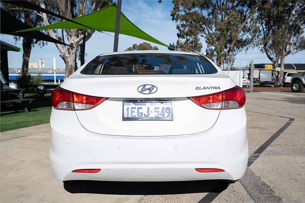 2013 Hyundai ELANTRA Active MD2