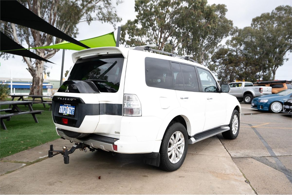 2015 Mitsubishi Pajero GLS NX