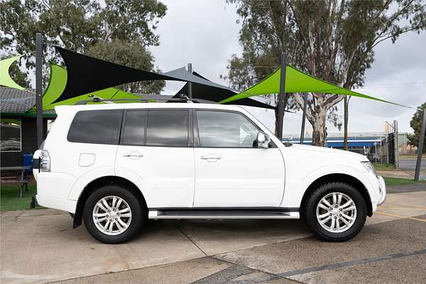 2015 Mitsubishi Pajero GLS NX