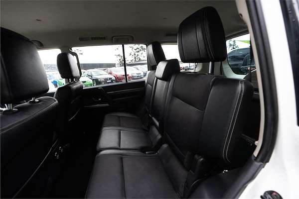 2015 Mitsubishi Pajero GLS NX