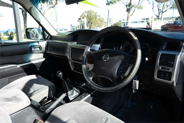 2013 Nissan Patrol ST Y61