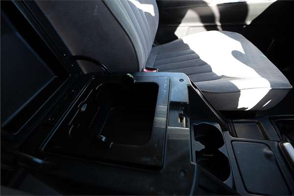 2013 Nissan Patrol ST Y61