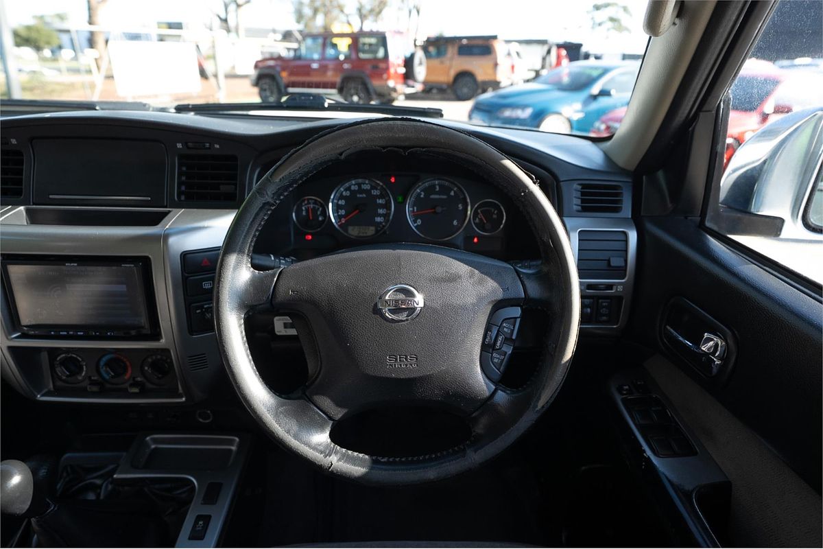 2013 Nissan Patrol ST Y61
