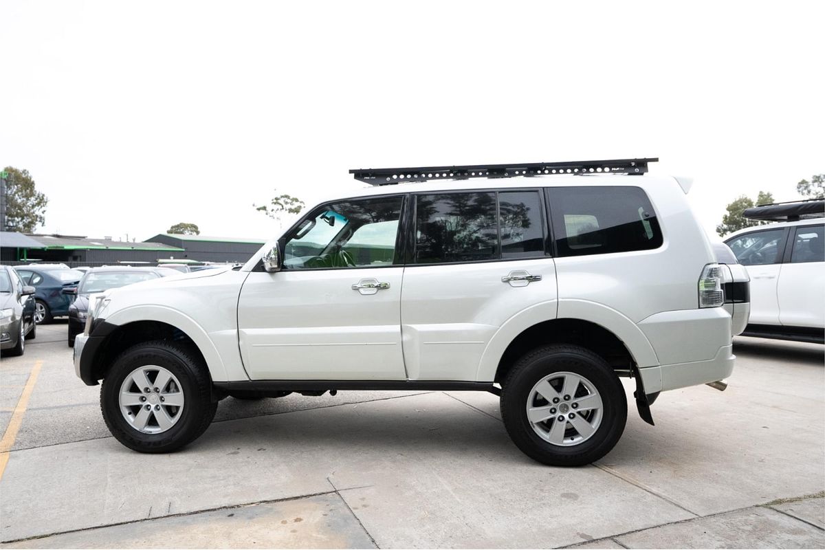 2018 Mitsubishi Pajero GLX NX