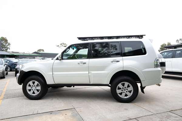 2018 Mitsubishi Pajero GLX NX