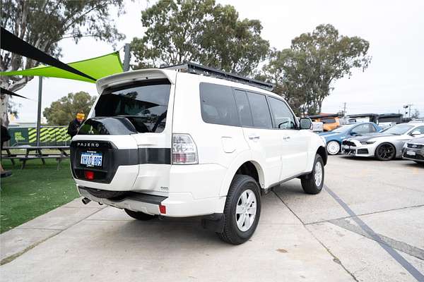 2018 Mitsubishi Pajero GLX NX
