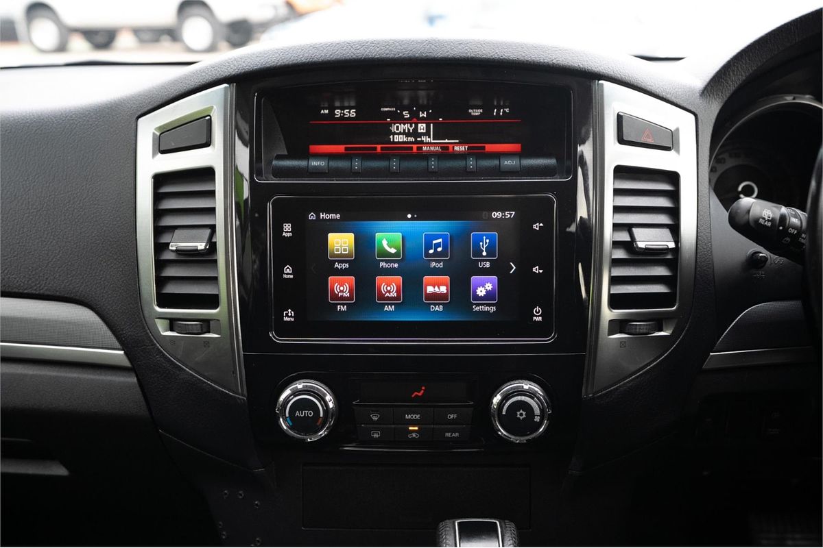 2018 Mitsubishi Pajero GLX NX