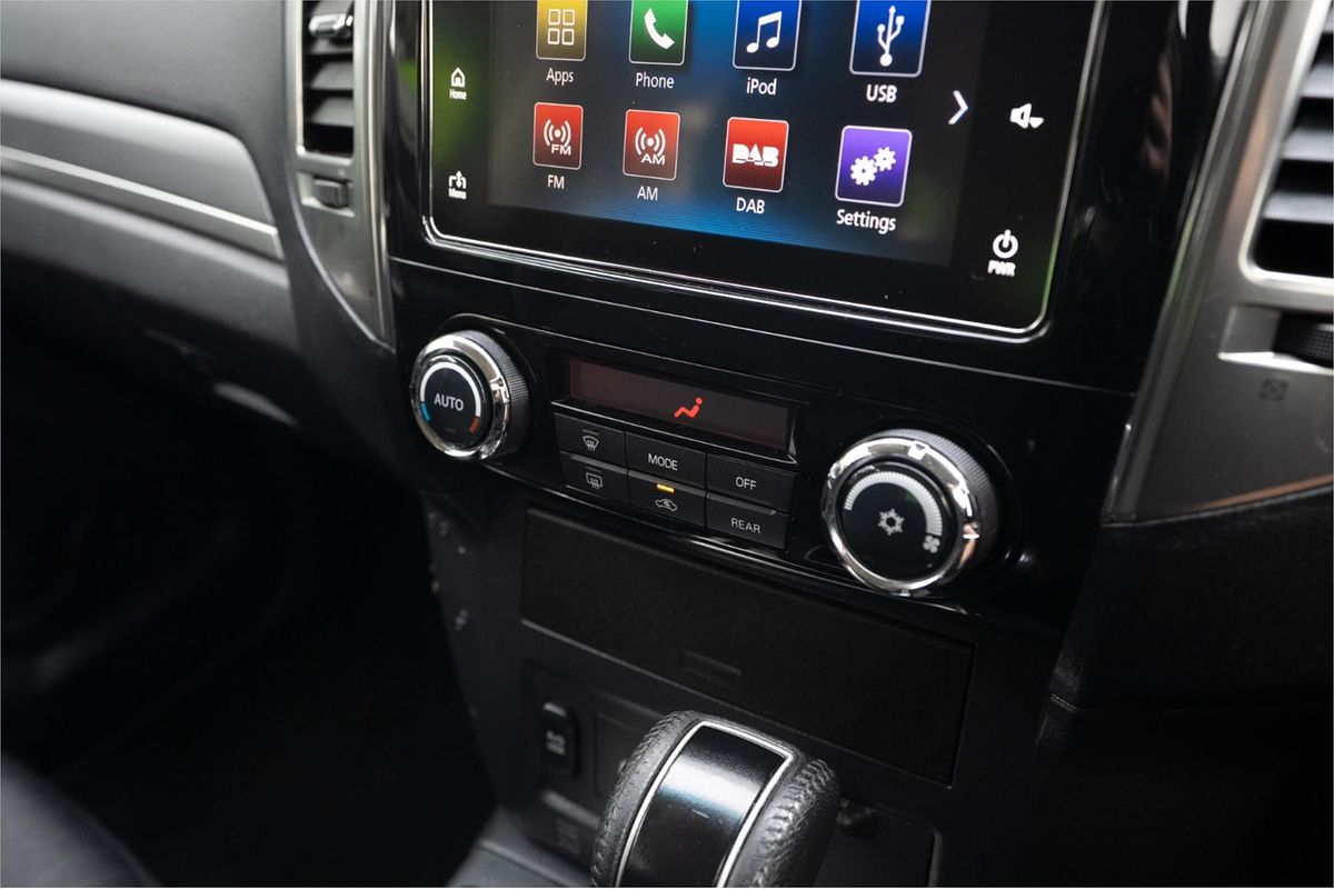 2018 Mitsubishi Pajero GLX NX
