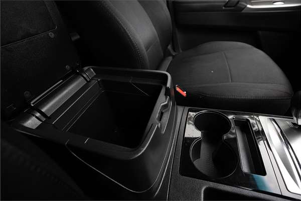 2018 Mitsubishi Pajero GLX NX