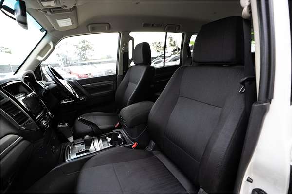 2018 Mitsubishi Pajero GLX NX