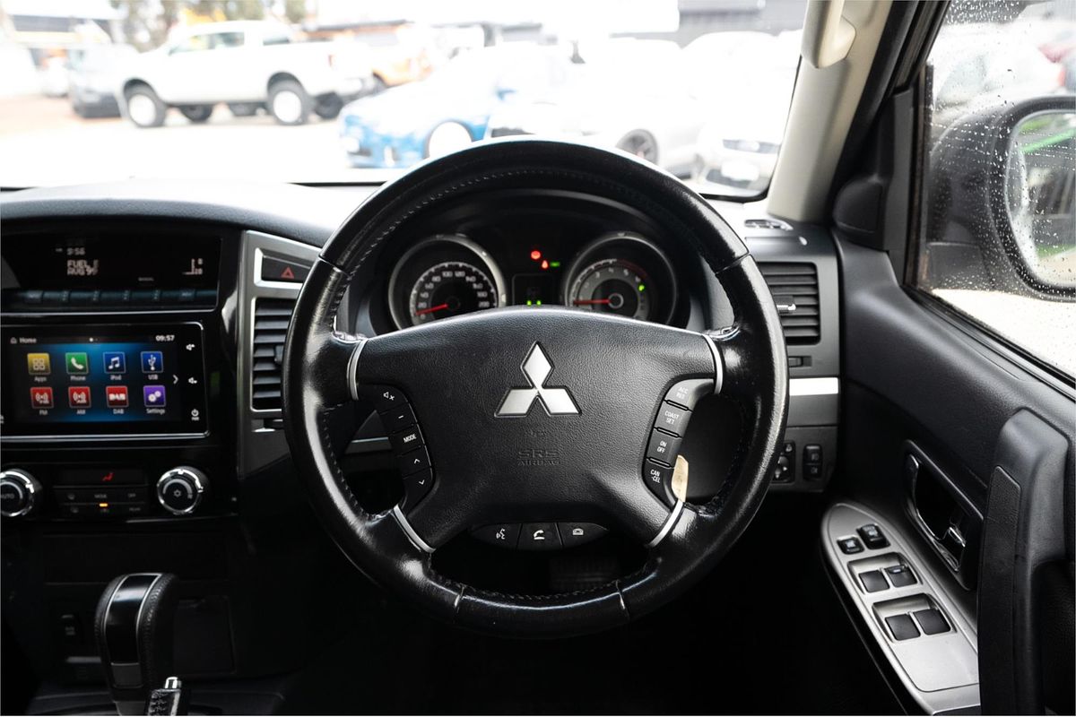 2018 Mitsubishi Pajero GLX NX