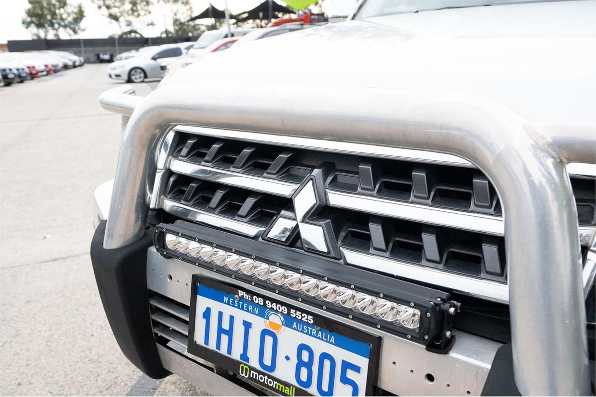 2018 Mitsubishi Pajero GLX NX