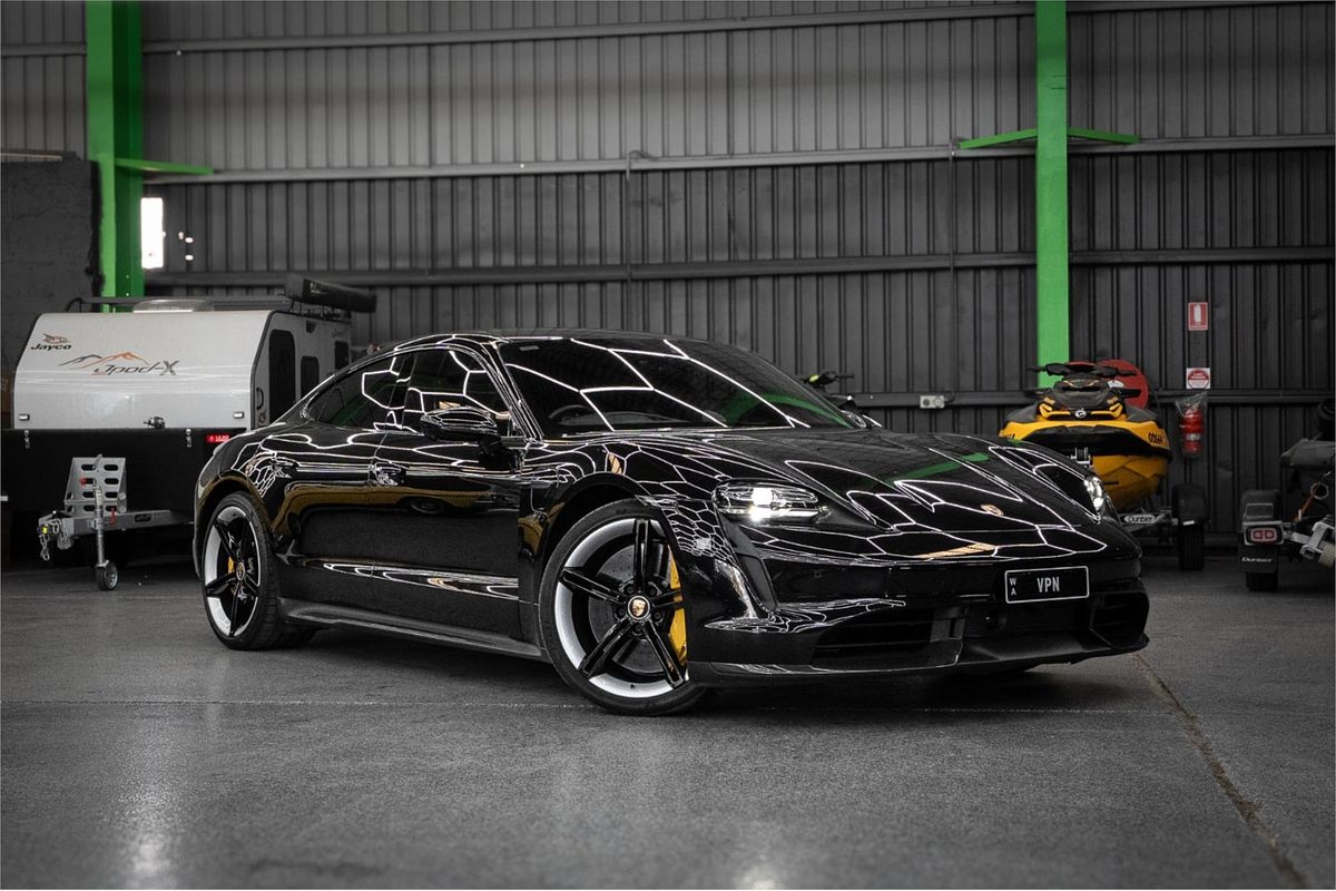 2021 Porsche Taycan TURBO S Y1A MY22