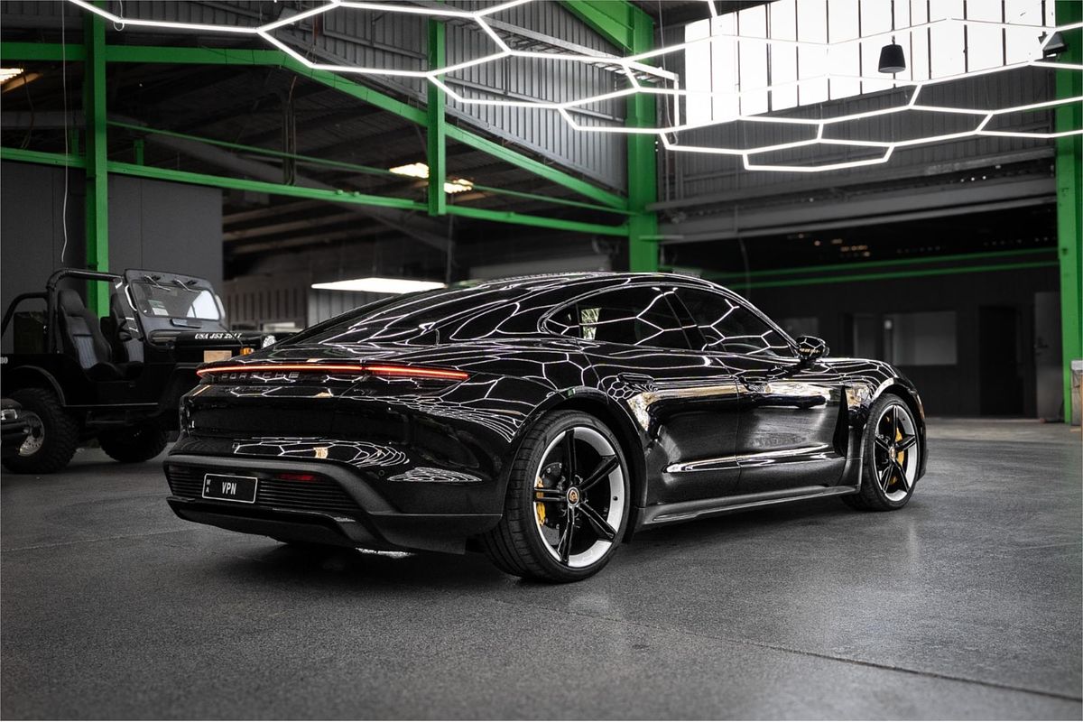 2021 Porsche Taycan TURBO S Y1A MY22