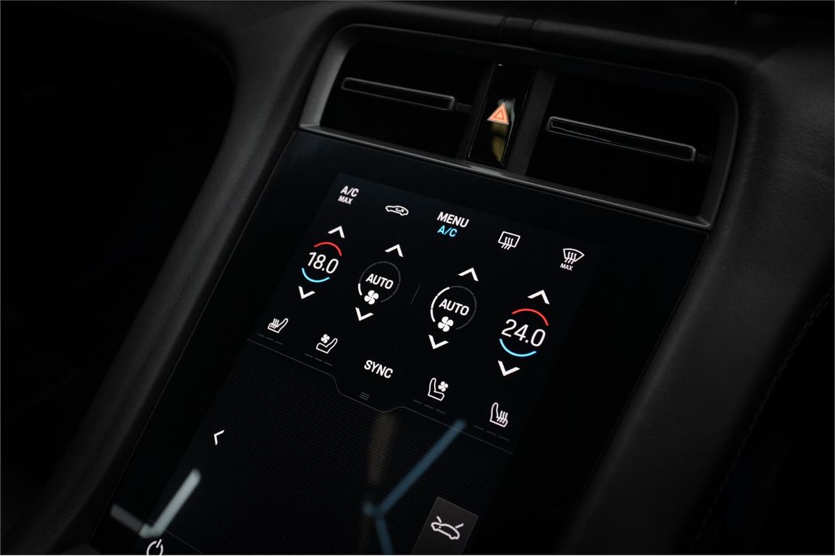 2021 Porsche Taycan TURBO S Y1A MY22