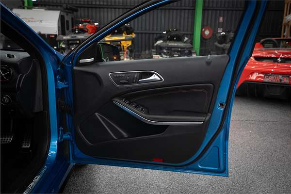 2014 Mercedes-Benz A45 AMG 176