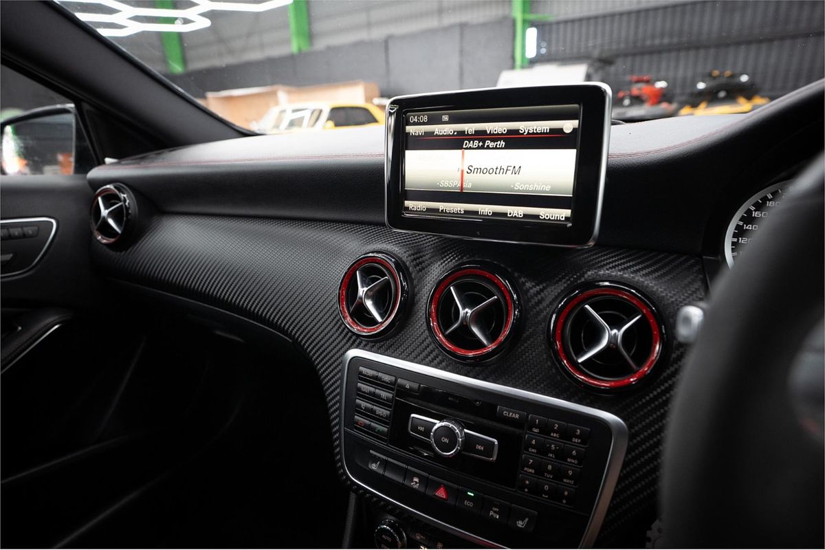 2014 Mercedes-Benz A45 AMG 176
