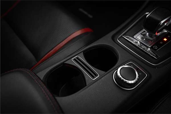 2014 Mercedes-Benz A45 AMG 176