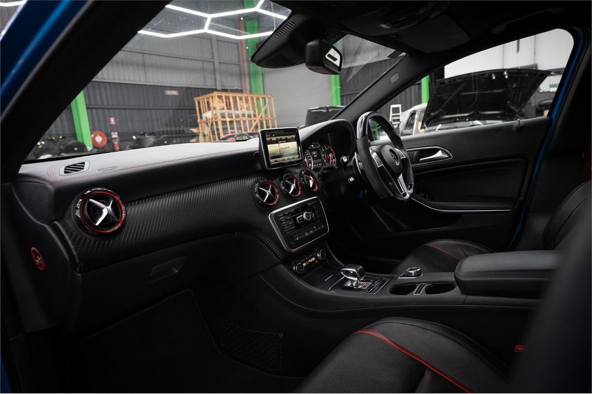 2014 Mercedes-Benz A45 AMG 176