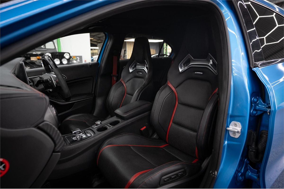 2014 Mercedes-Benz A45 AMG 176