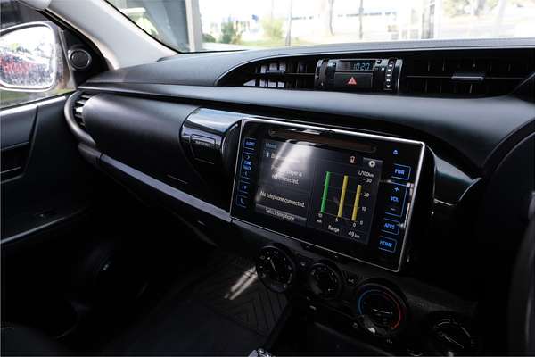 2016 Toyota Hilux SR GUN126R 4X4