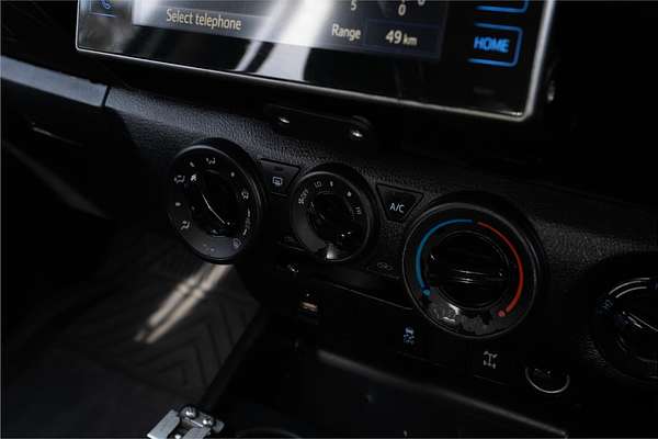 2016 Toyota Hilux SR GUN126R 4X4