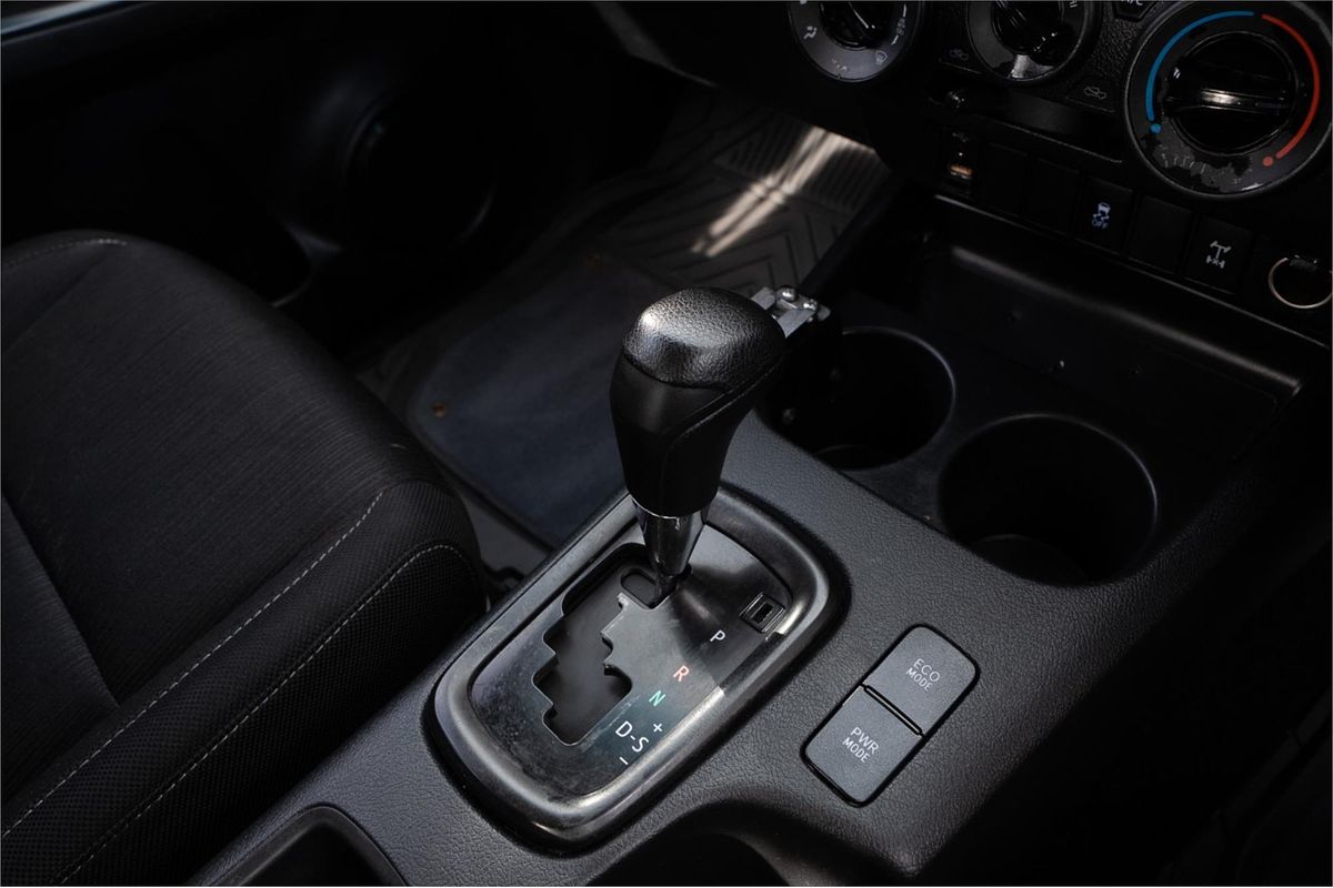 2016 Toyota Hilux SR GUN126R 4X4
