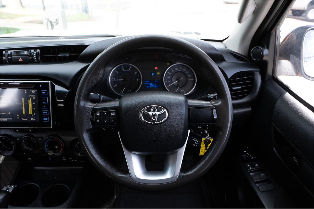 2016 Toyota Hilux SR GUN126R 4X4