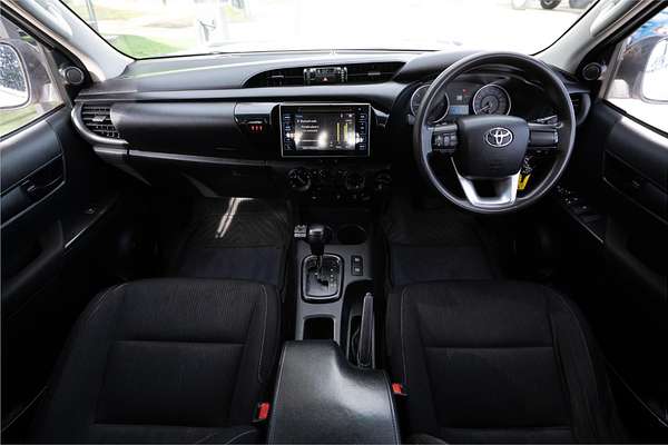 2016 Toyota Hilux SR GUN126R 4X4