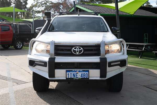 2016 Toyota Hilux SR GUN126R 4X4