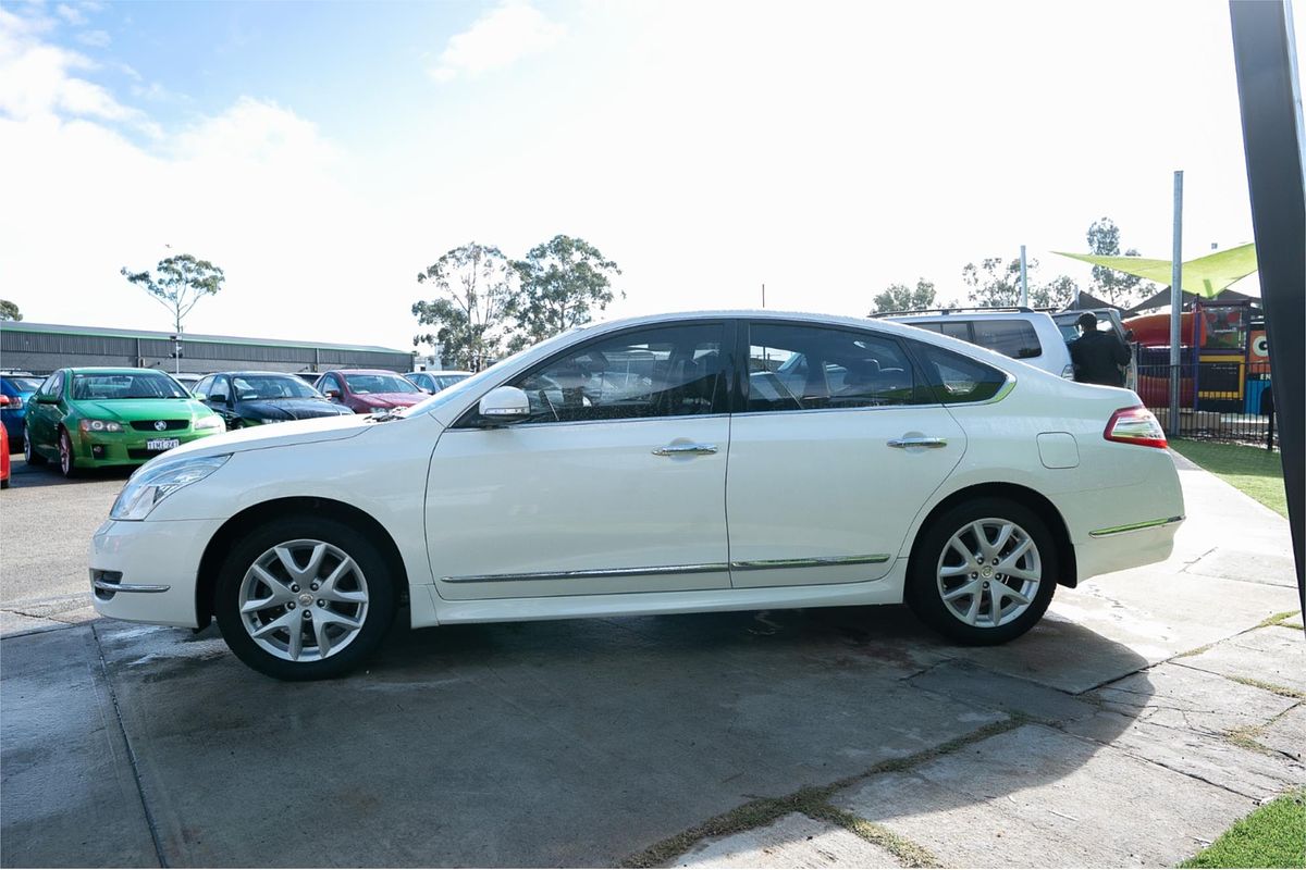 2013 Nissan Maxima 250 ST-L J32